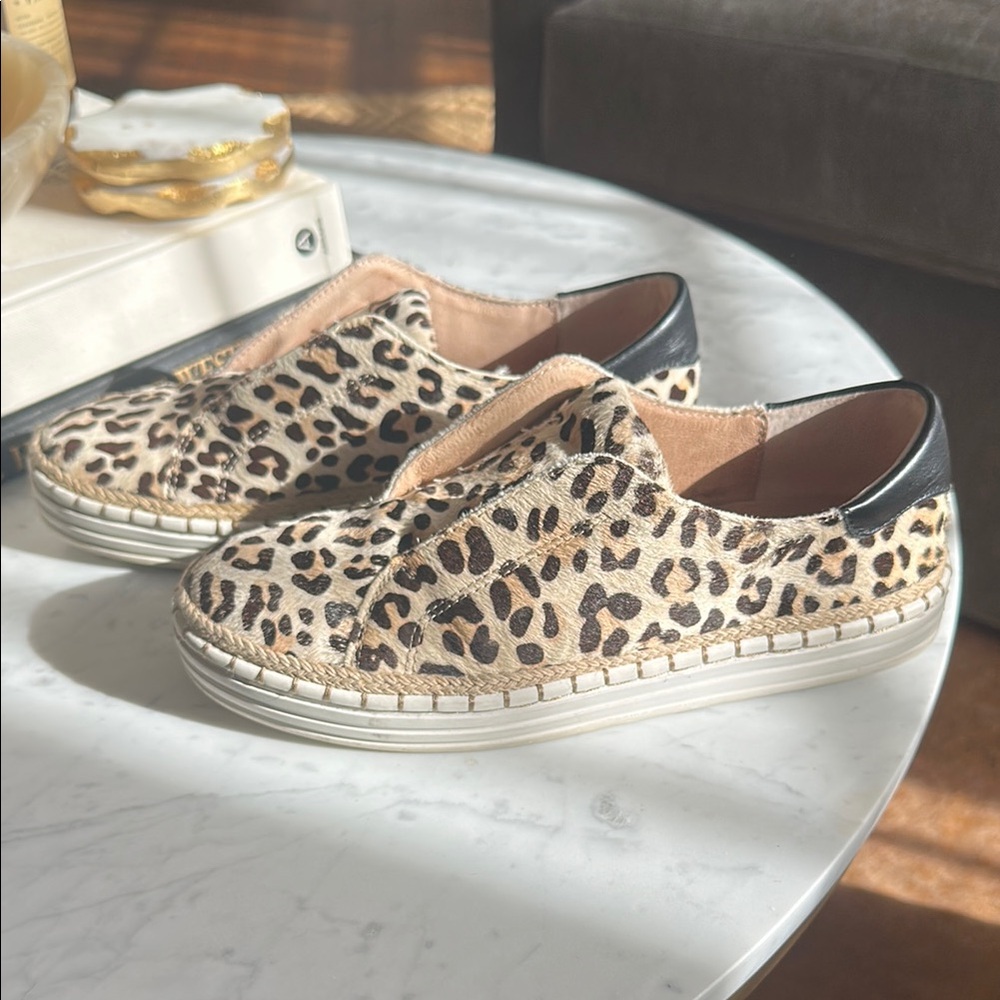 Leopard Print Slip-On Women's Shoes